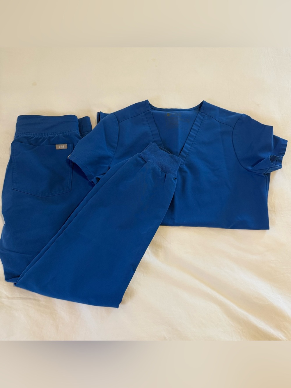 FIGS Royal Blue scrub set - XXS top & XSP bottom